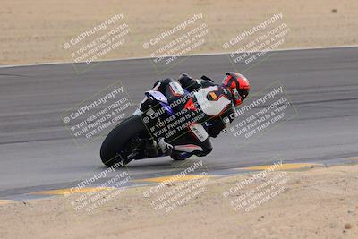 media/Dec-17-2022-SoCal Trackdays (Sat) [[224abd9271]]/Turn 10 Backside (120pm)/